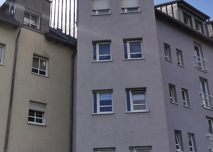 アパート Silent オーバーホーフ